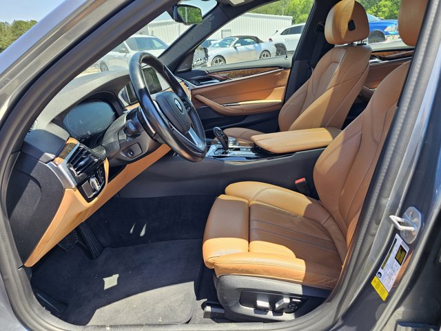 Used 2020 BMW 530i w/ Premium Package RWD image 15