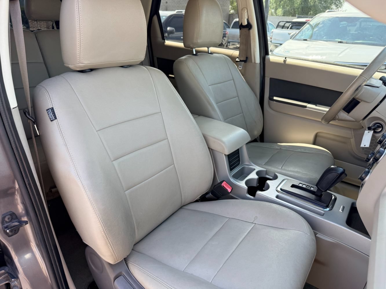 Used 2010 Ford Escape XLT FWD image 19