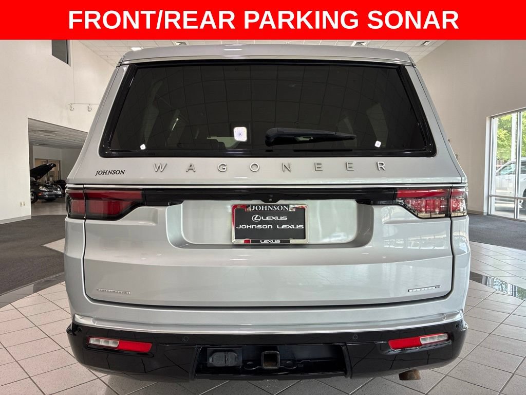 Used 2022 Jeep Wagoneer Series III w/ Premium Group I AWD/4WD image 7
