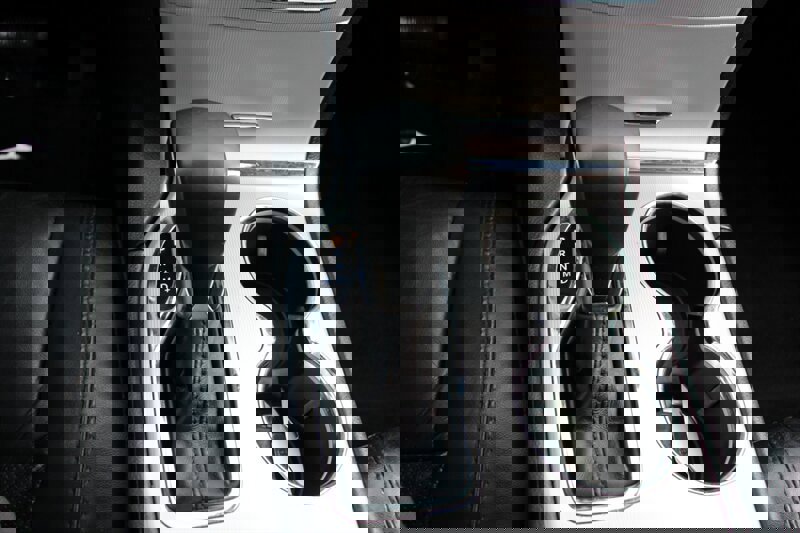 Used 2018 Jeep Grand Cherokee Limited image 8