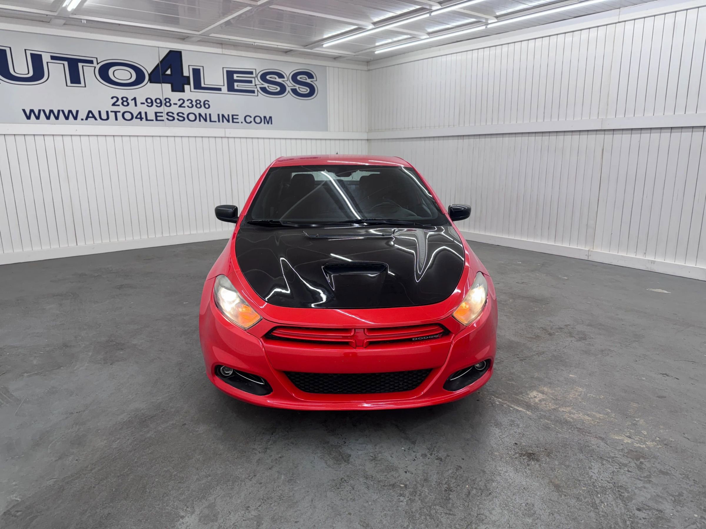 Used 2016 Dodge Dart SXT w/ Rallye Appearance Group image 2
