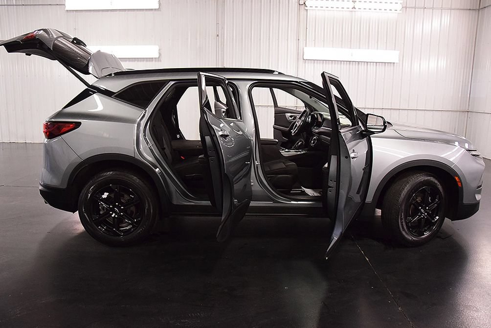 Used 2023 Chevrolet Blazer LT w/ Convenience Package AWD/4WD image 34
