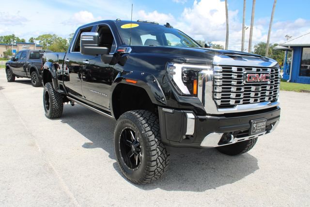 Used 2024 GMC Sierra 2500 Denali w/ Denali Reserve Package image 16