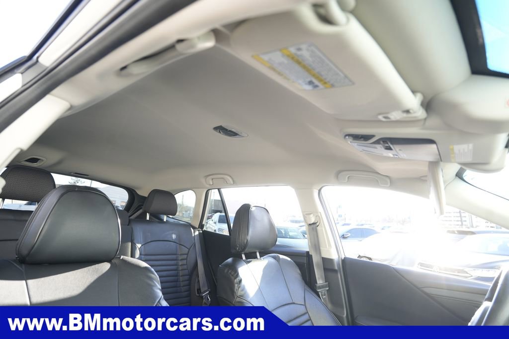 Used 2022 Subaru Outback Premium AWD/4WD image 28