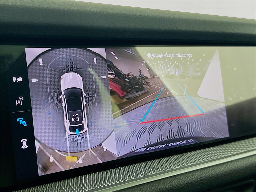 New 2026 Porsche Cayenne S image 17