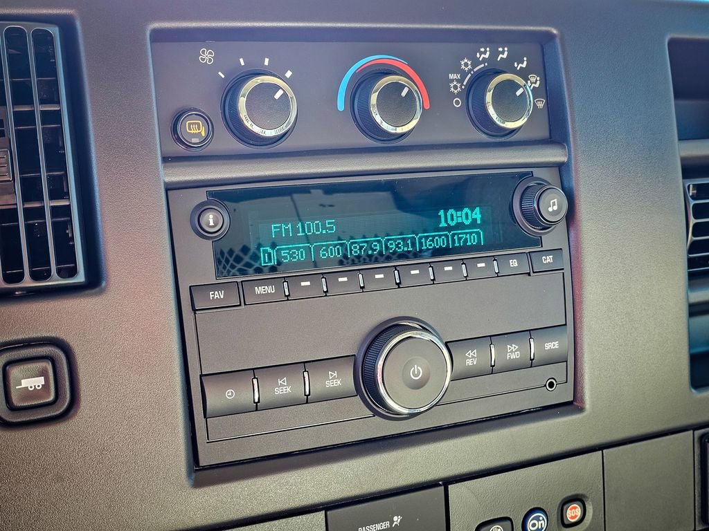 New 2025 GMC Savana 3500 Extended w/ Driver Convenience Package image 20