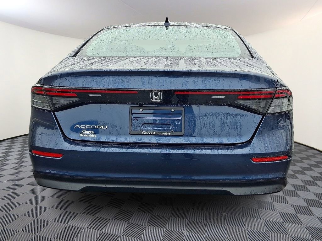 Used 2024 Honda Accord EX image 8