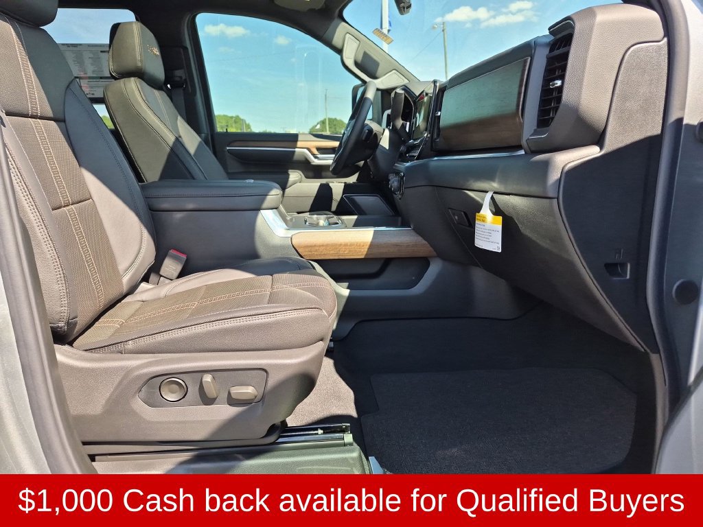 New 2026 Chevrolet Silverado 3500 High Country w/ High Country Premium Package AWD/4WD image 35