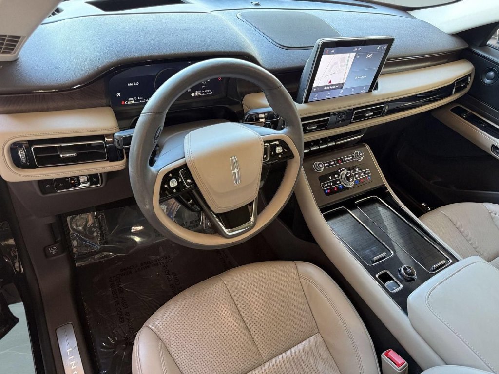 Certified 2023 Lincoln Aviator Reserve w/ Equipment Group 201A AWD/4WD image 11