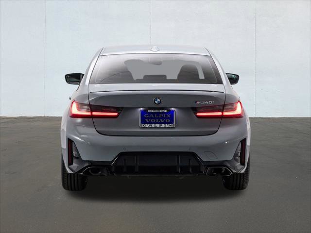 Used 2025 BMW M340i w/ Shadowloine Package image 4