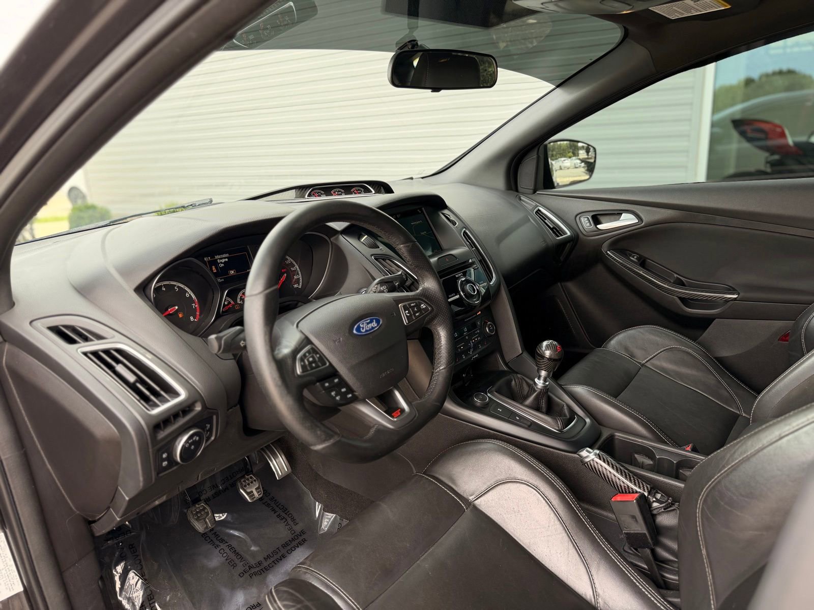 Used 2016 Ford Focus ST w/ Equipment Group 402A FWD image 13
