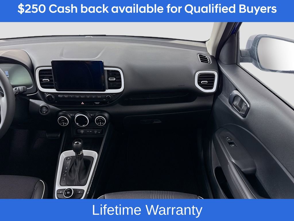 New 2025 Hyundai Venue Limited image 24