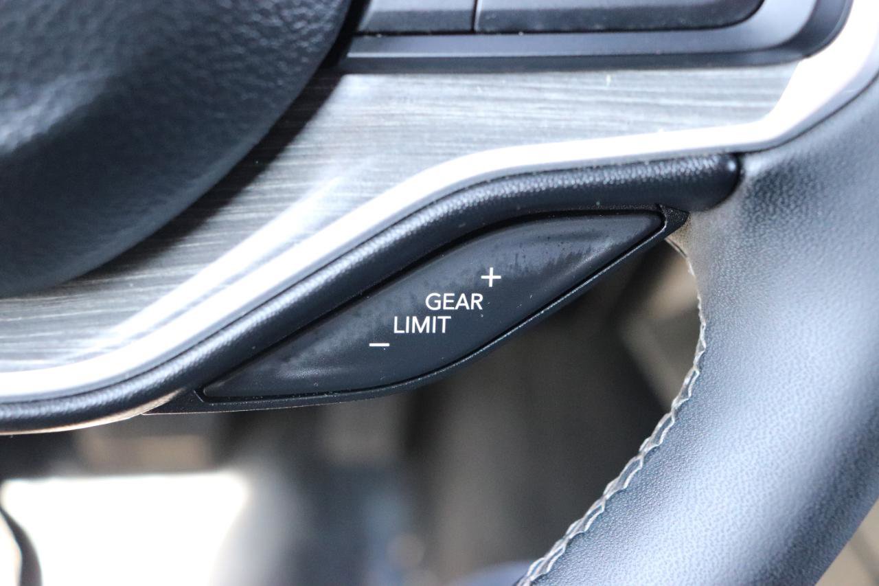 Used 2023 Jeep Wagoneer L Series II image 36