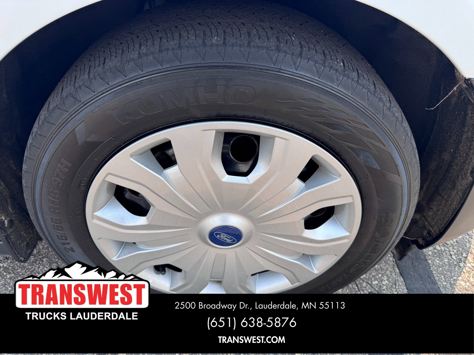 Used 2022 Ford Transit Connect XL image 9