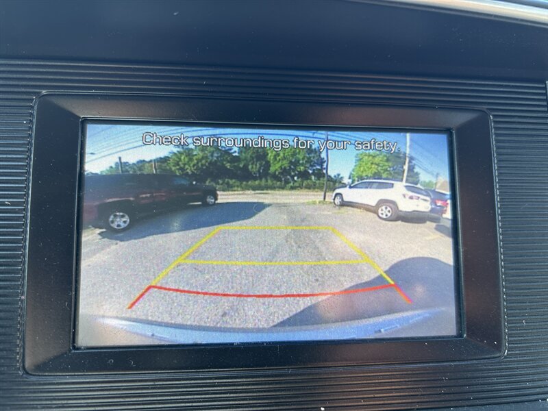Used 2020 Hyundai Elantra SE w/ Convenience Package (C2) FWD image 14