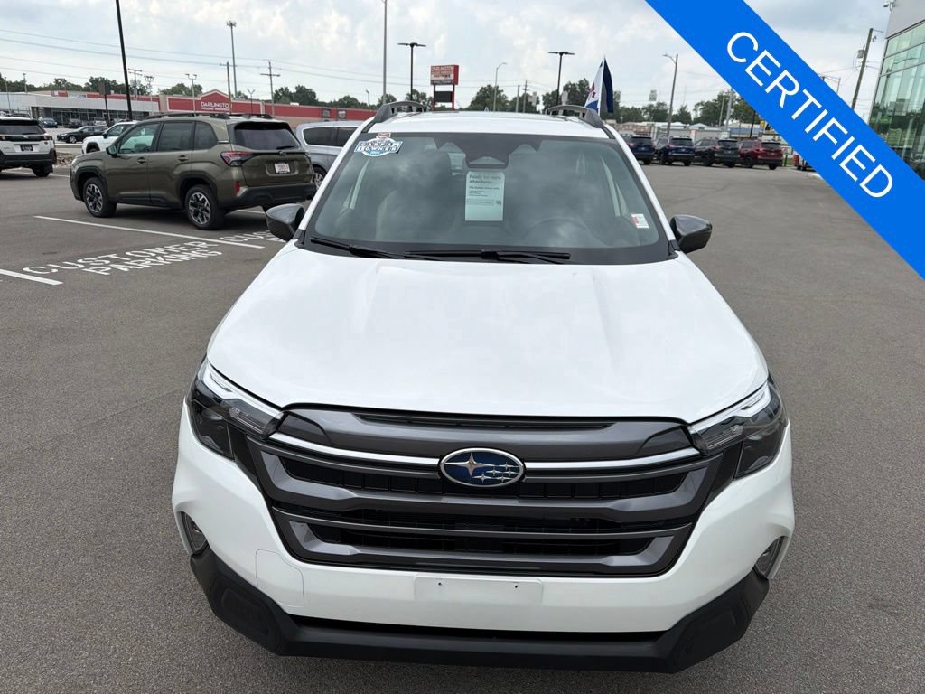 Certified 2025 Subaru Forester Premium AWD/4WD image 2