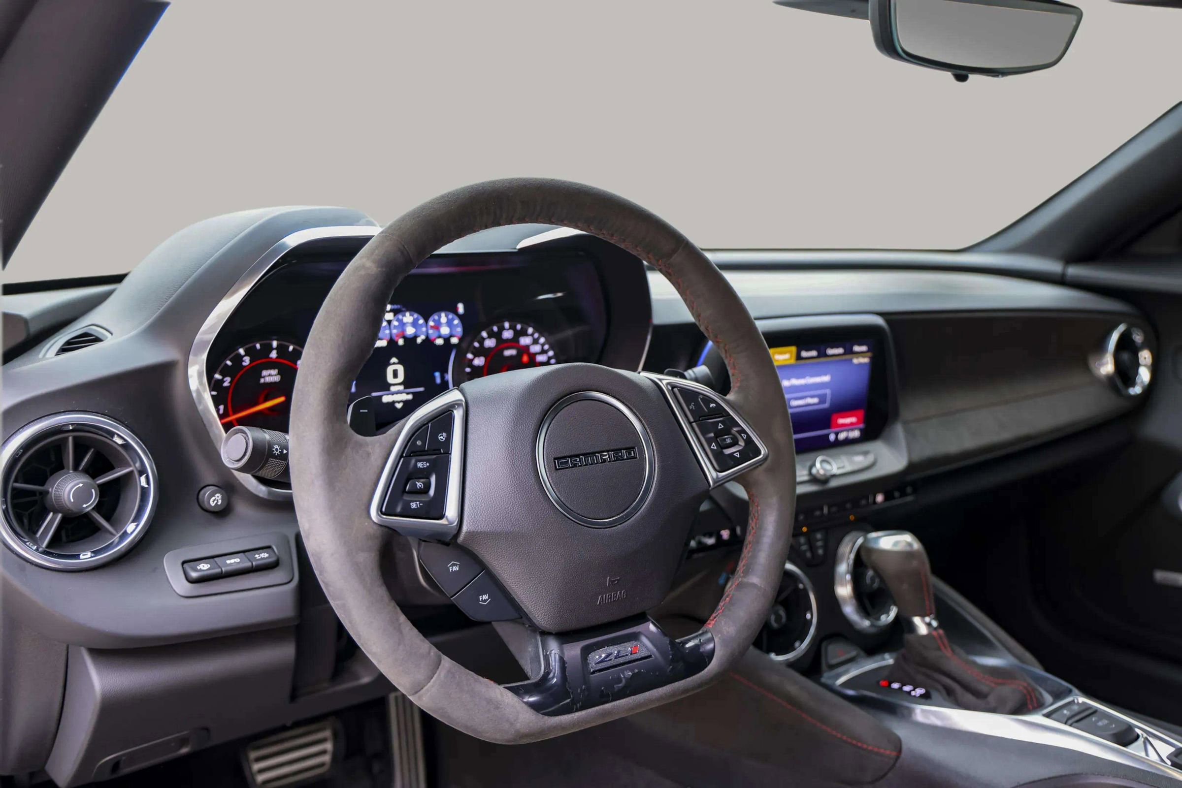 Used 2019 Chevrolet Camaro ZL1 image 21