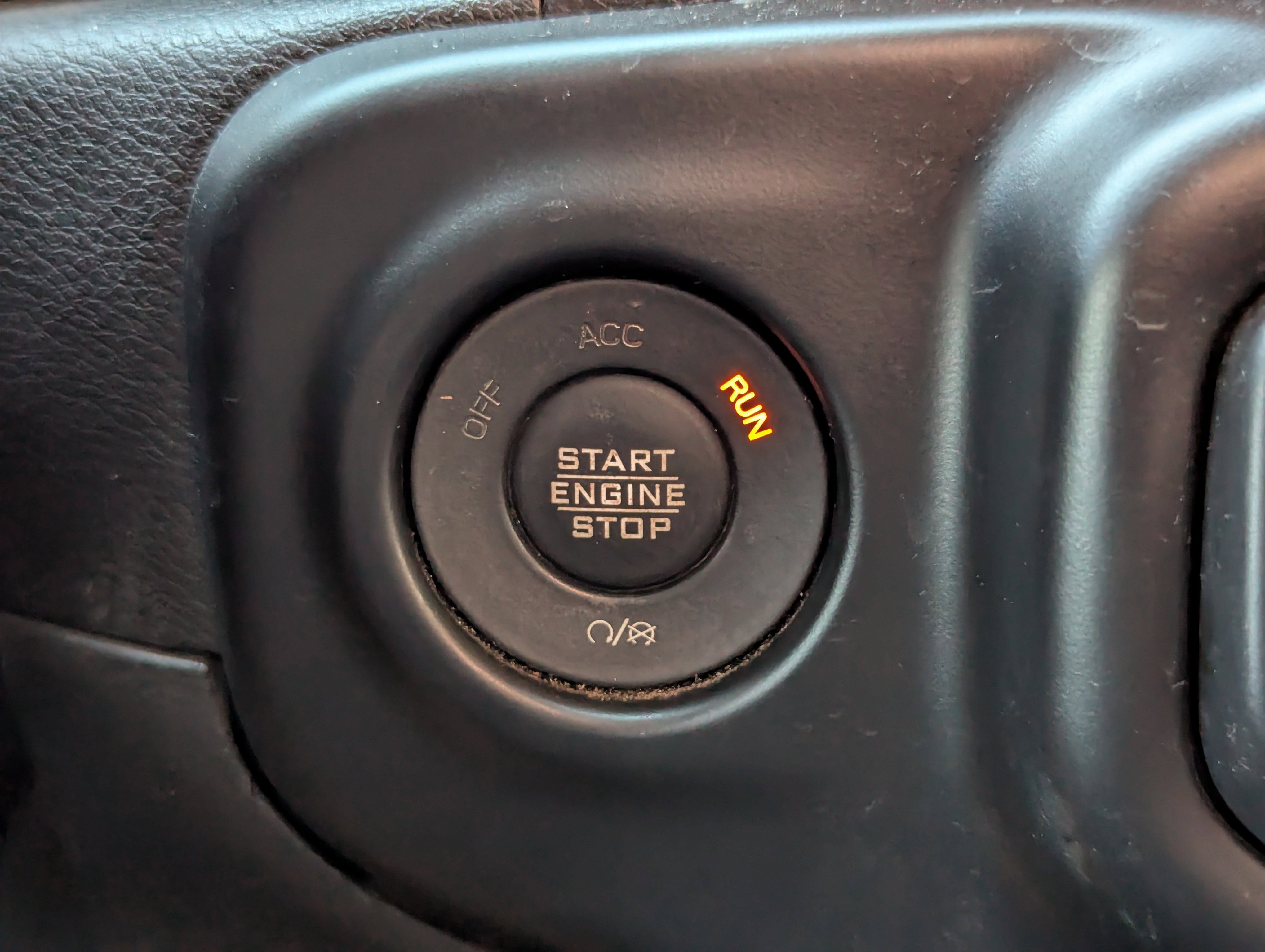 Used 2020 Jeep Gladiator Sport w/ Trailer Tow Package image 29