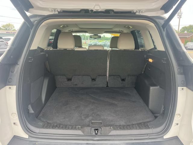 Used 2016 Ford Escape Titanium w/ Equipment Group 301A FWD image 12