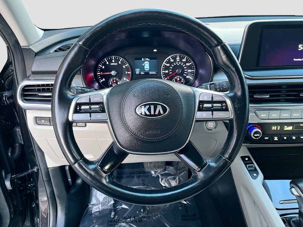 Used 2022 Kia Telluride EX image 11