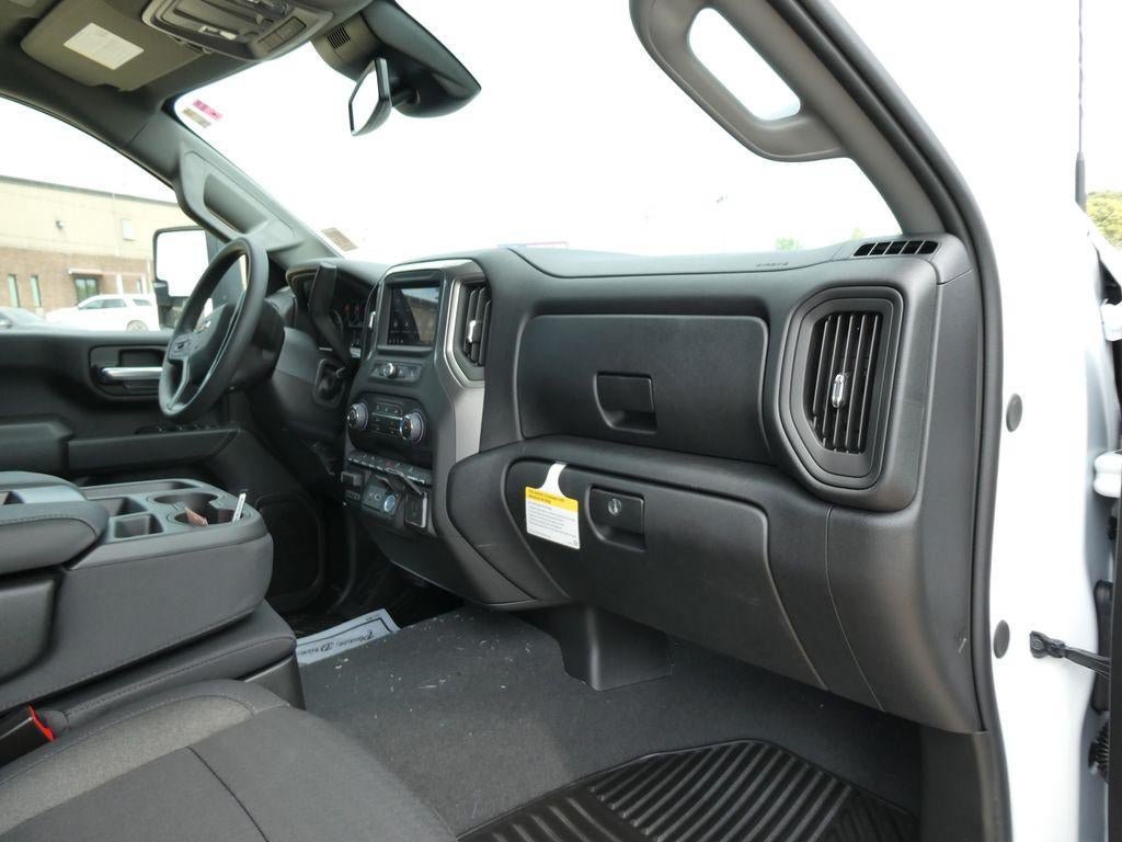 New 2026 Chevrolet Silverado 2500 Custom w/ Custom Value Package AWD/4WD image 10