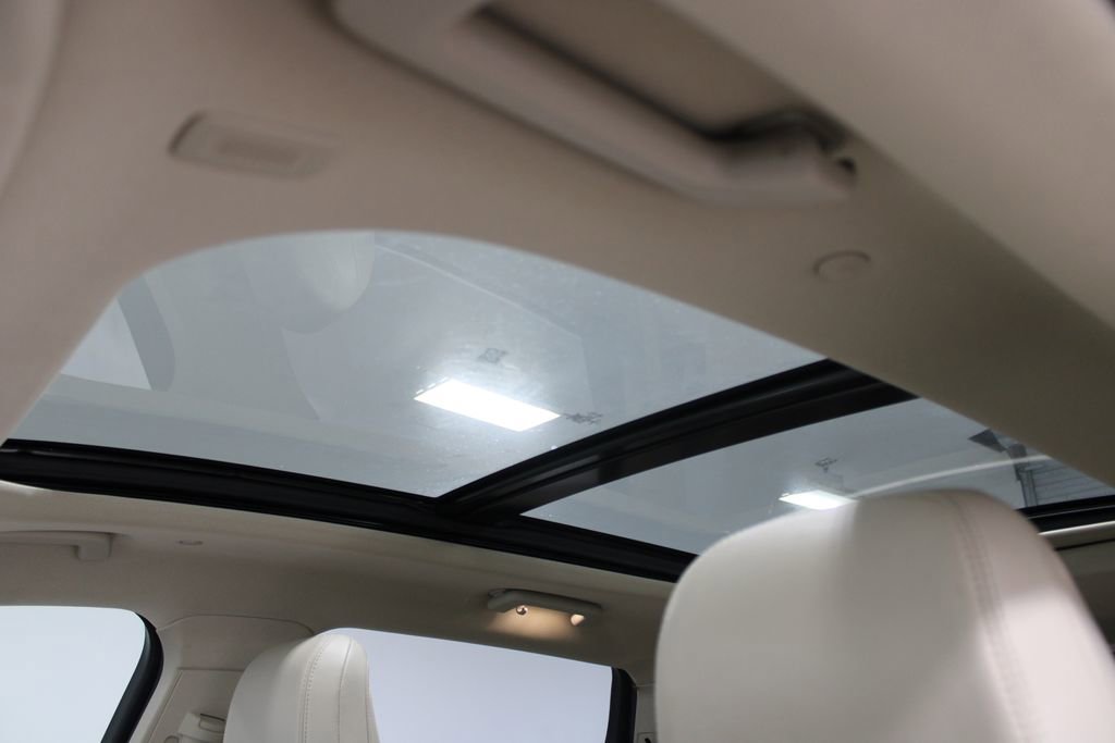 Used 2020 Lincoln Nautilus Reserve w/ Equipment Group 201A image 32