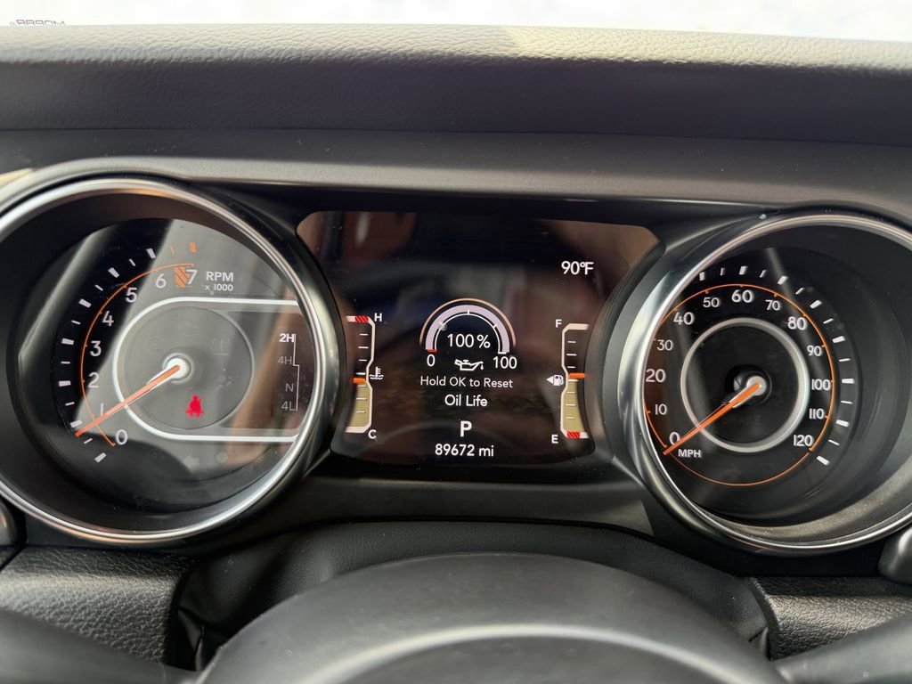 Used 2022 Jeep Gladiator Sport AWD/4WD image 32
