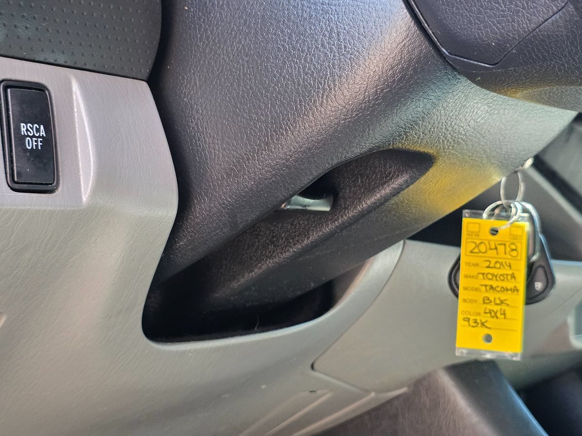 Used 2014 Toyota Tacoma 4x4 Double Cab image 44
