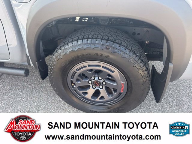Used 2025 Nissan Frontier PRO-4X w/ Interior Protection Package AWD/4WD image 12