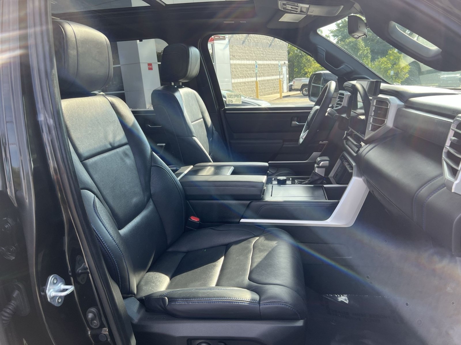 Used 2023 Toyota Tundra Platinum AWD/4WD image 48