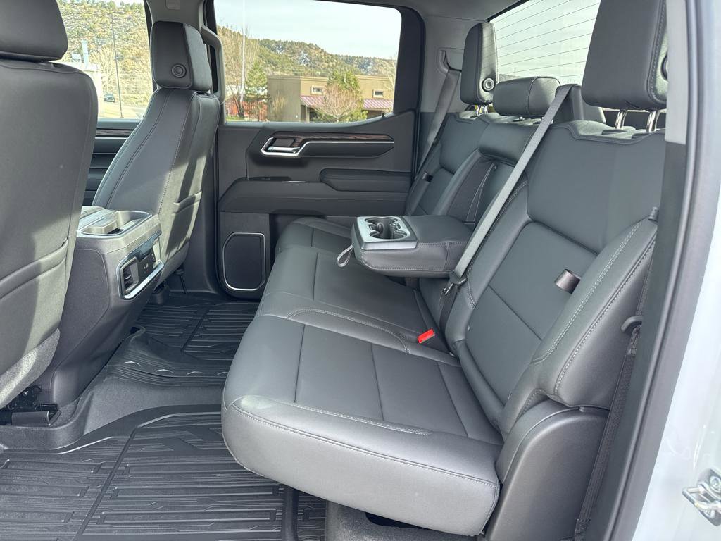 New 2026 GMC Sierra 1500 SLT w/ SLT Convenience Package image 14