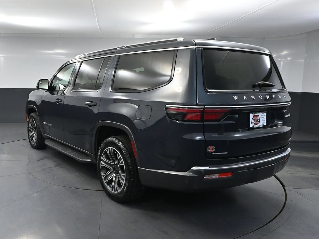 Used 2022 Jeep Wagoneer Series III AWD/4WD image 8