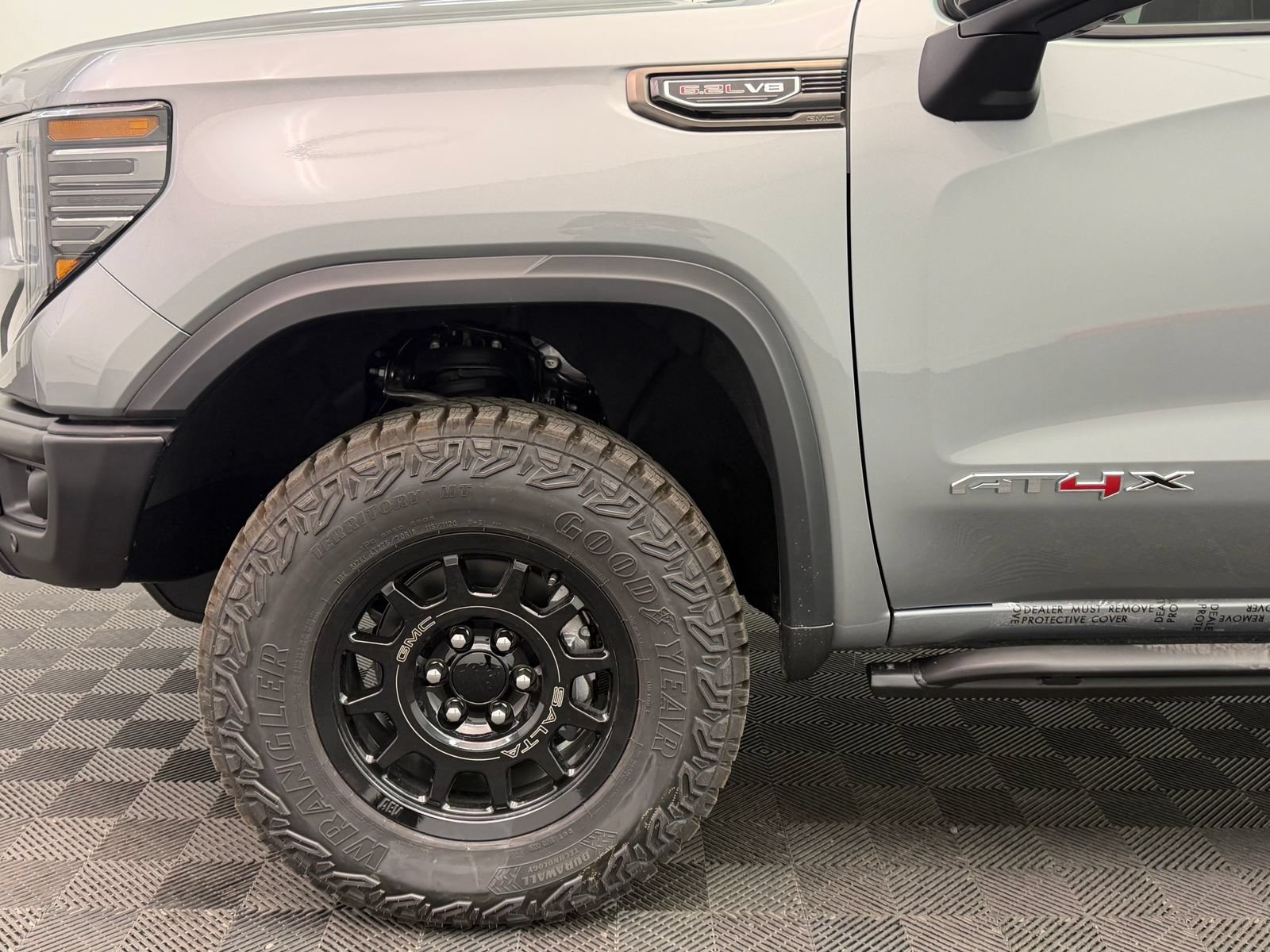 New 2026 GMC Sierra 1500 AT4X w/ AT4X AEV Edition AWD/4WD image 10