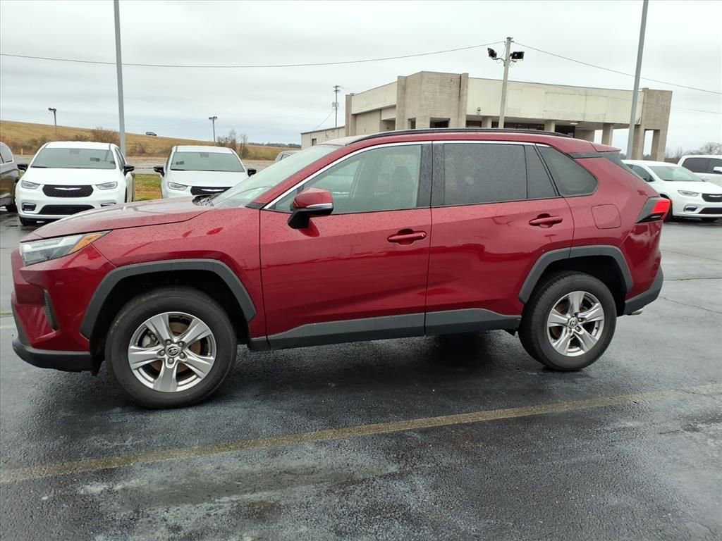 Used 2023 Toyota RAV4 XLE image 3