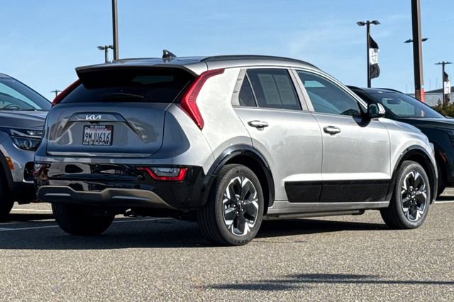 Certified 2024 Kia Niro Wave image 5