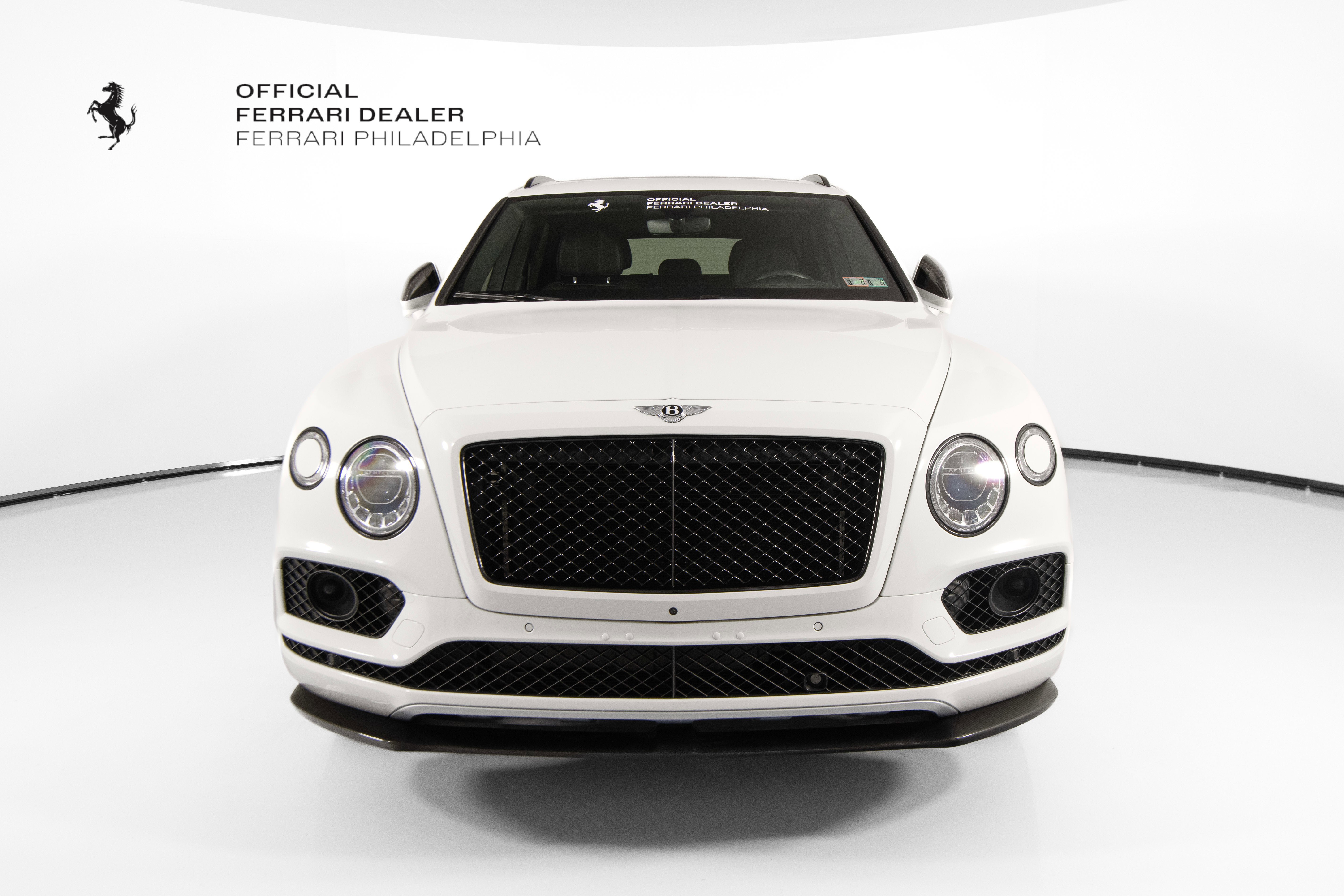 Used 2018 Bentley Bentayga image 2