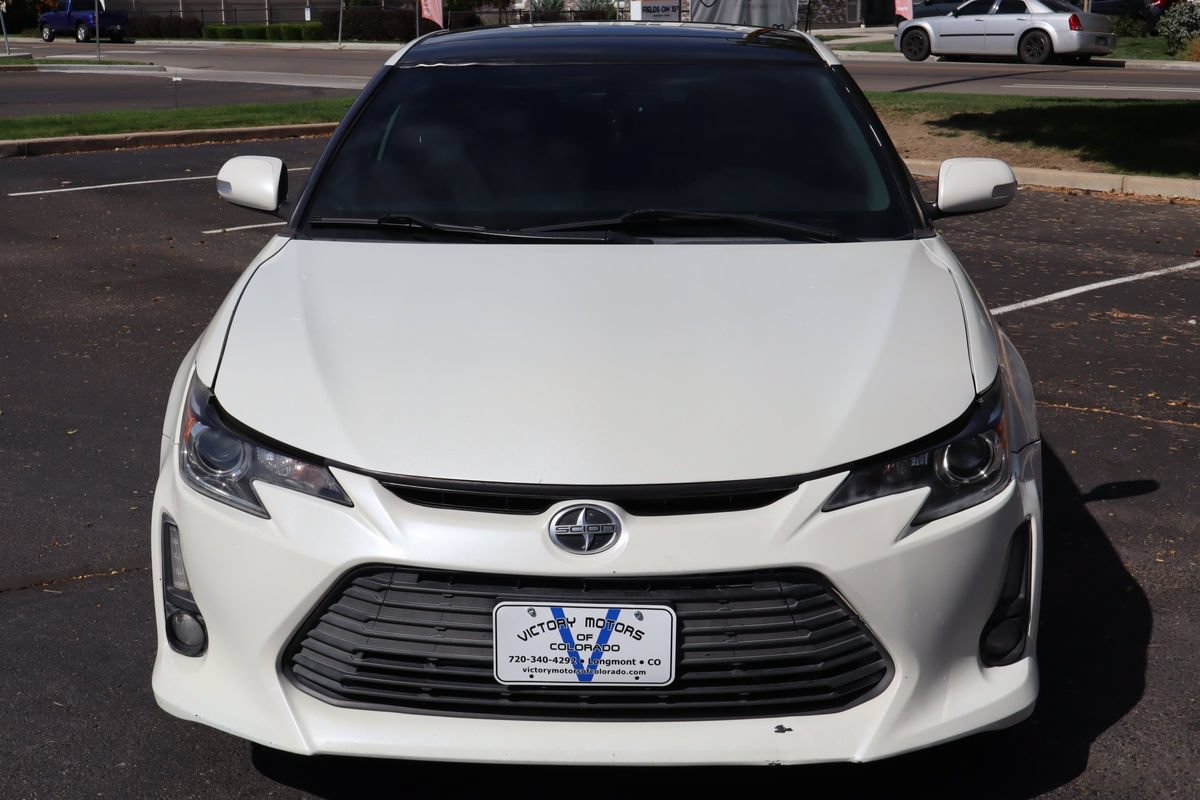 Used 2015 Scion tC FWD image 12