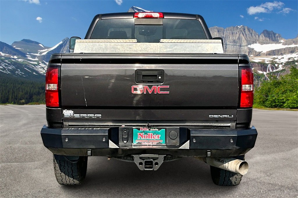 Used 2015 GMC Sierra 3500 Denali w/ Duramax Plus Package image 4