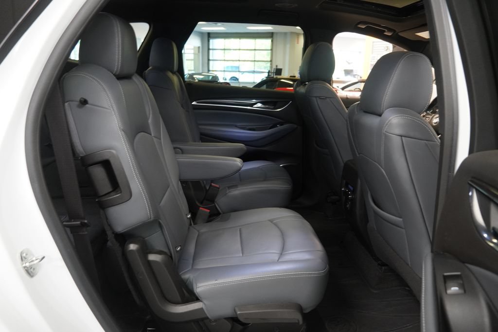 Used 2023 Buick Enclave Essence w/ Experience Buick Package AWD/4WD image 32