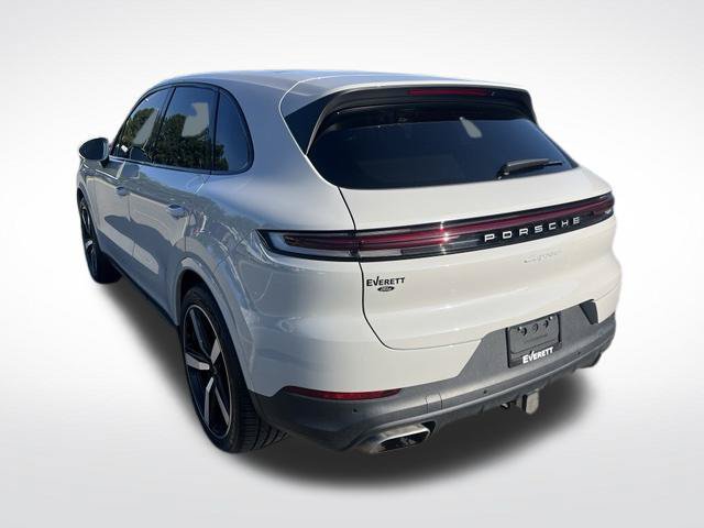 Used 2024 Porsche Cayenne AWD/4WD image 7