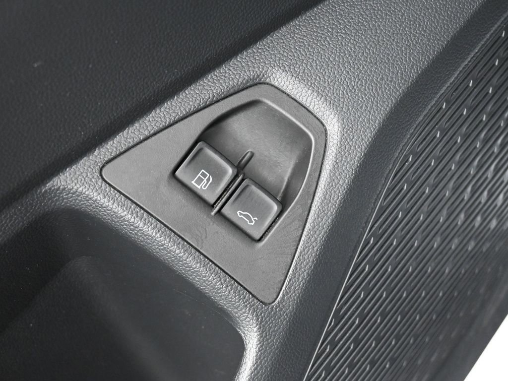 Used 2023 Volkswagen Jetta S image 17