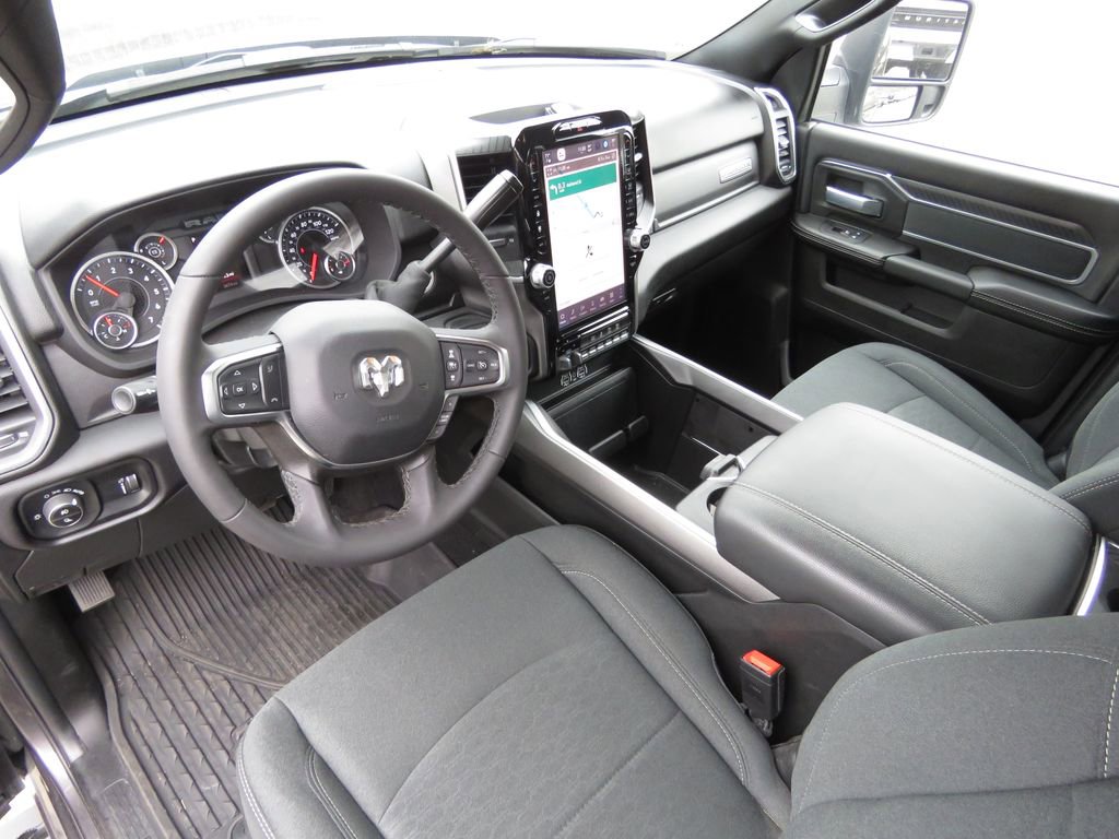 Used 2025 RAM 2500 Big Horn AWD/4WD image 11
