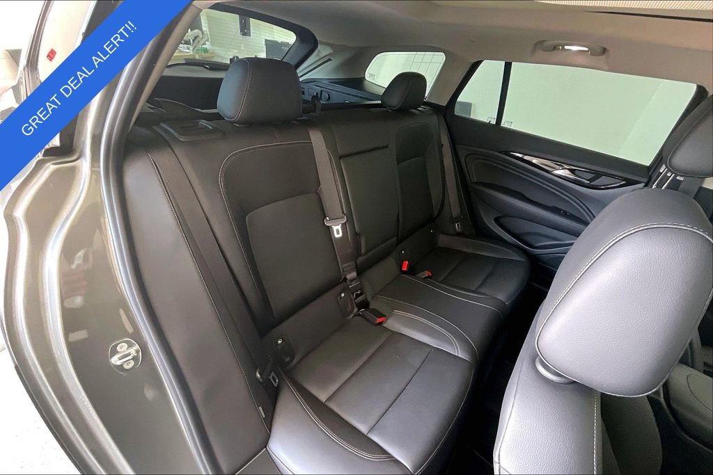 Used 2018 Buick Regal Essence w/ Driver Confidence Package #1 image 36