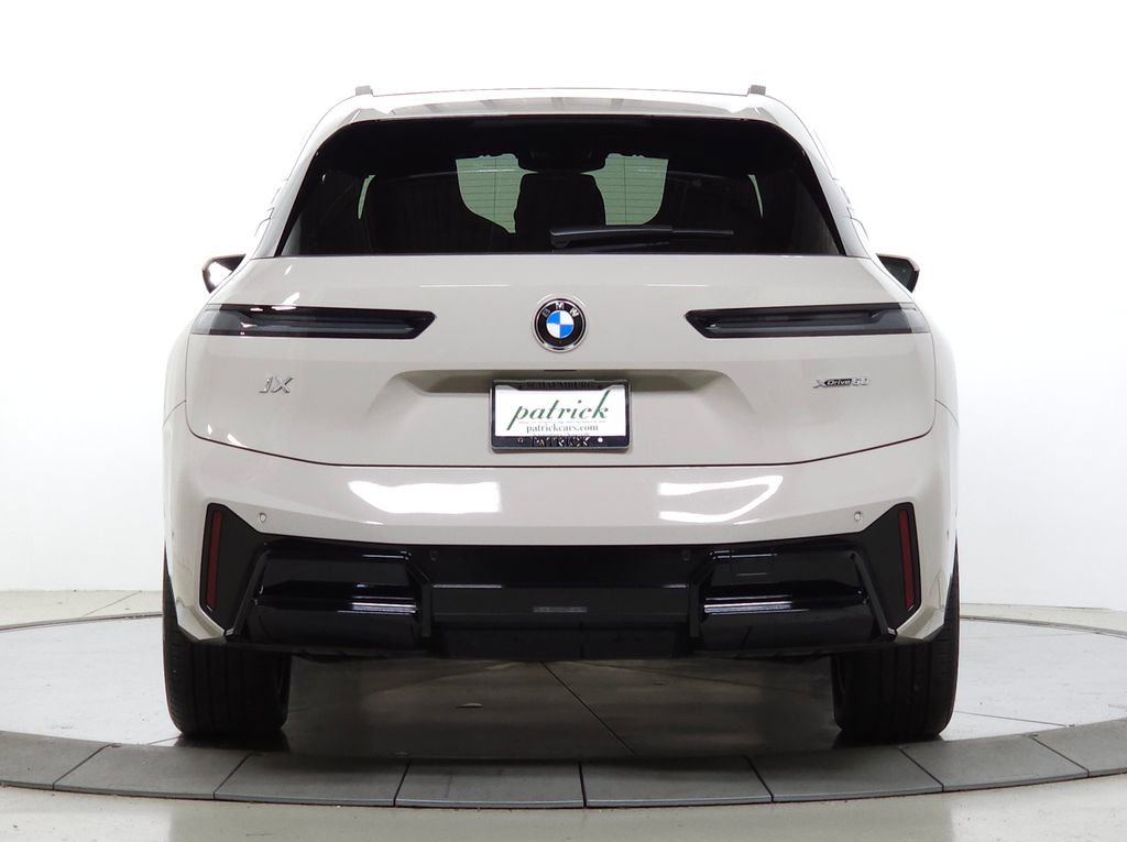 Used 2026 BMW iX xDrive60 AWD/4WD image 8