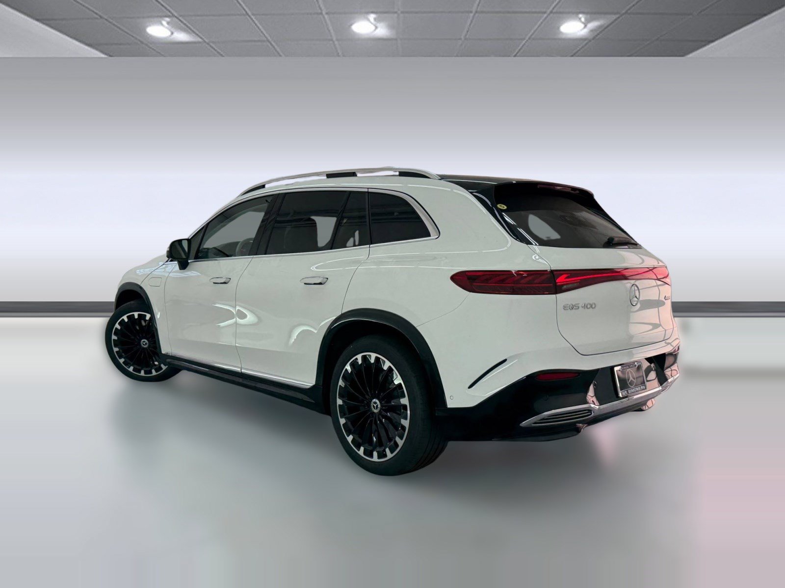 New 2027 Mercedes-Benz EQS 400 4MATIC SUV image 3