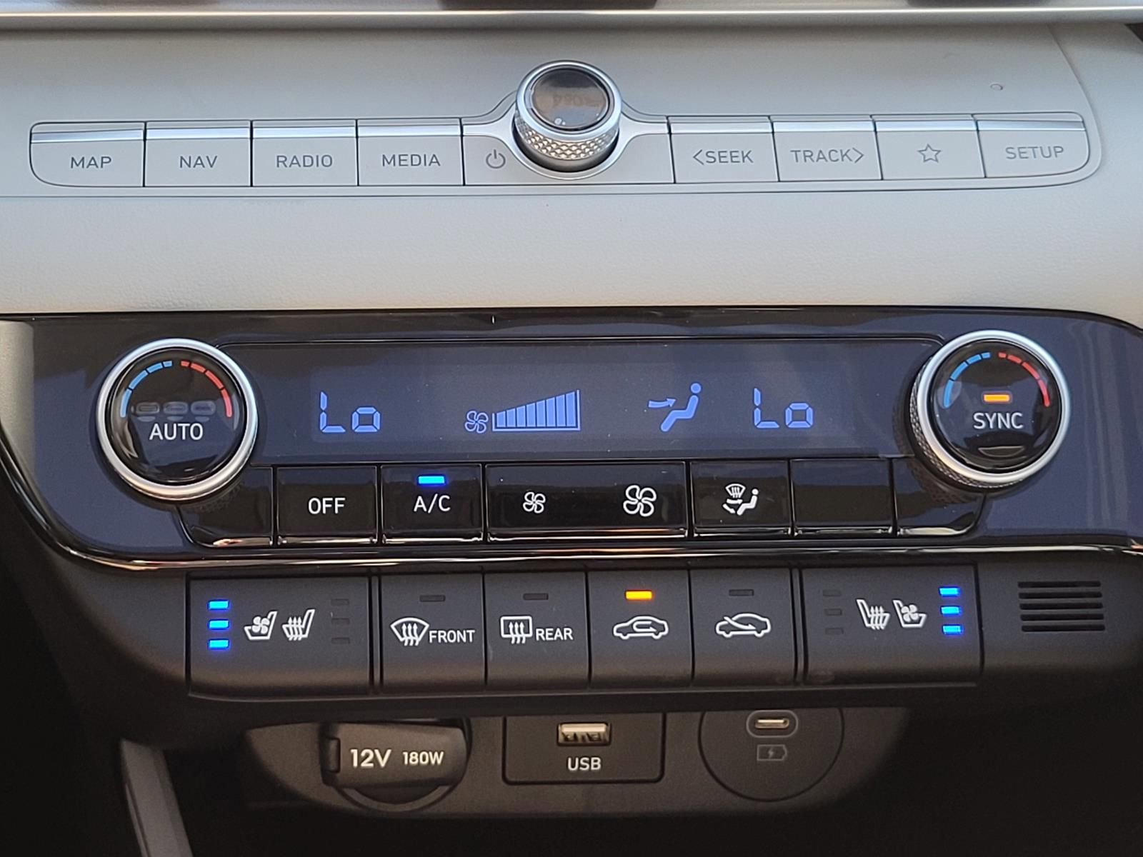 New 2026 Hyundai Elantra Limited FWD image 19