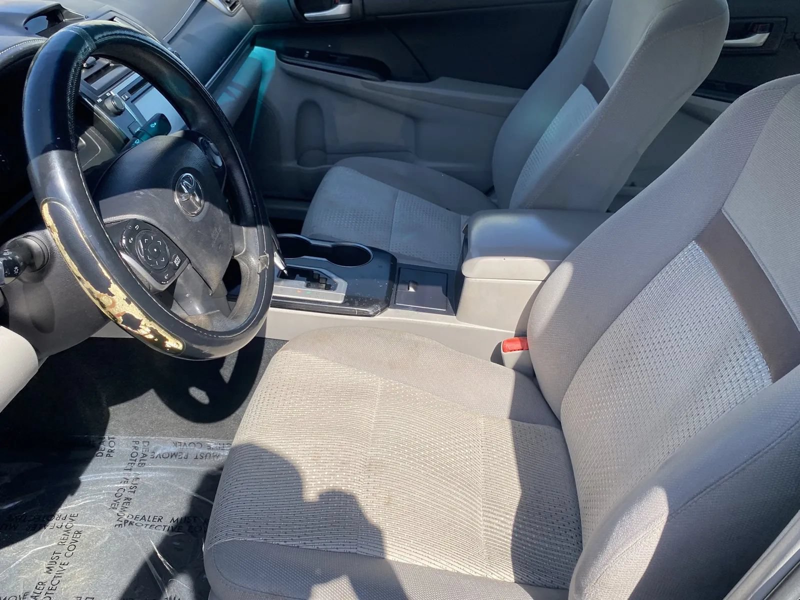 Used 2014 Toyota Camry LE FWD image 11