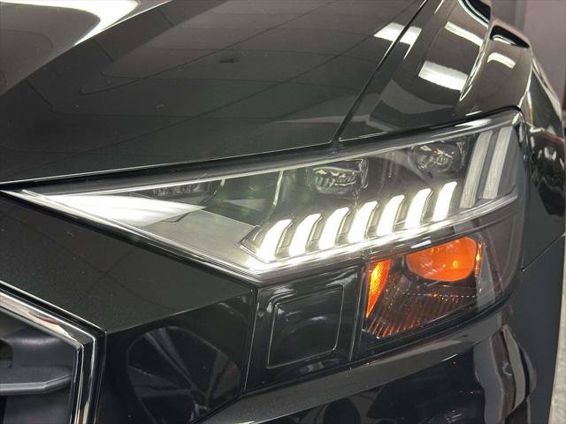 Used 2023 Audi Q8 Premium w/ Convenience Package AWD/4WD image 10