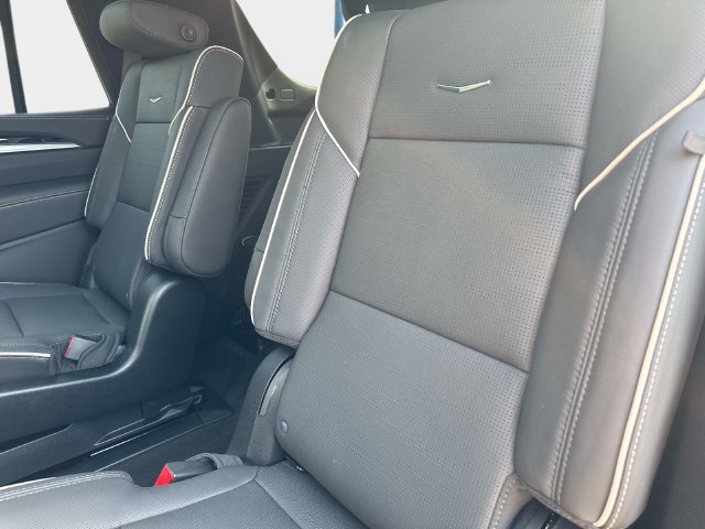 New 2026 Cadillac Escalade Sport w/ Touring Package AWD/4WD image 14
