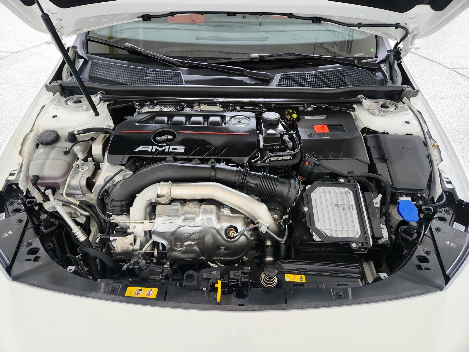 Certified 2025 Mercedes-Benz CLA 35 AMG 4MATIC image 60